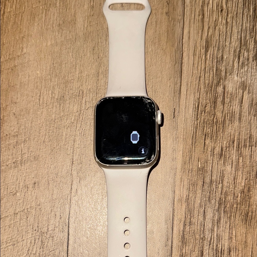 Apple Watch SE 2 *cracked screen*